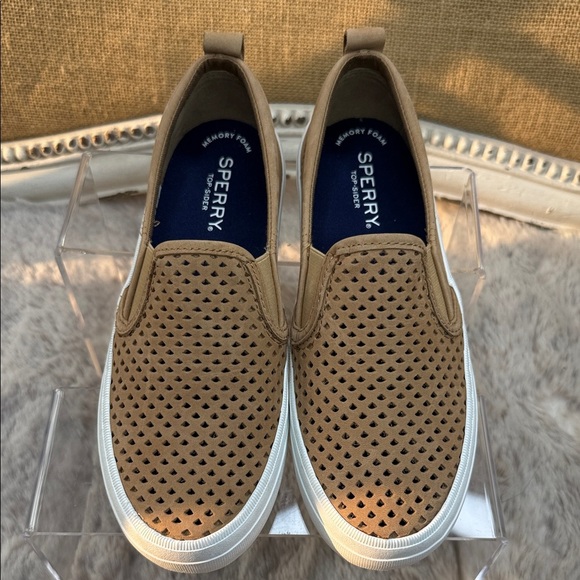 Sperry | Women's Crest Twin Gore Perforated Slip-On Sneakers, Size 5.5 NWOT - Picture 2 of 15